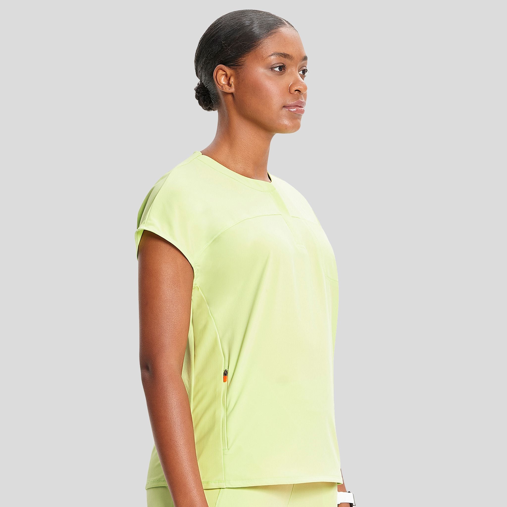 IN_INFINITY_GNR8_henleyTOP_622A_GREENENERGY_RIGHT